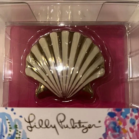 Lilly Pulitzer Ivory Gold Tone Shell Shaped Fan Sea Pants Bottle Opener - Picture 10 of 10
